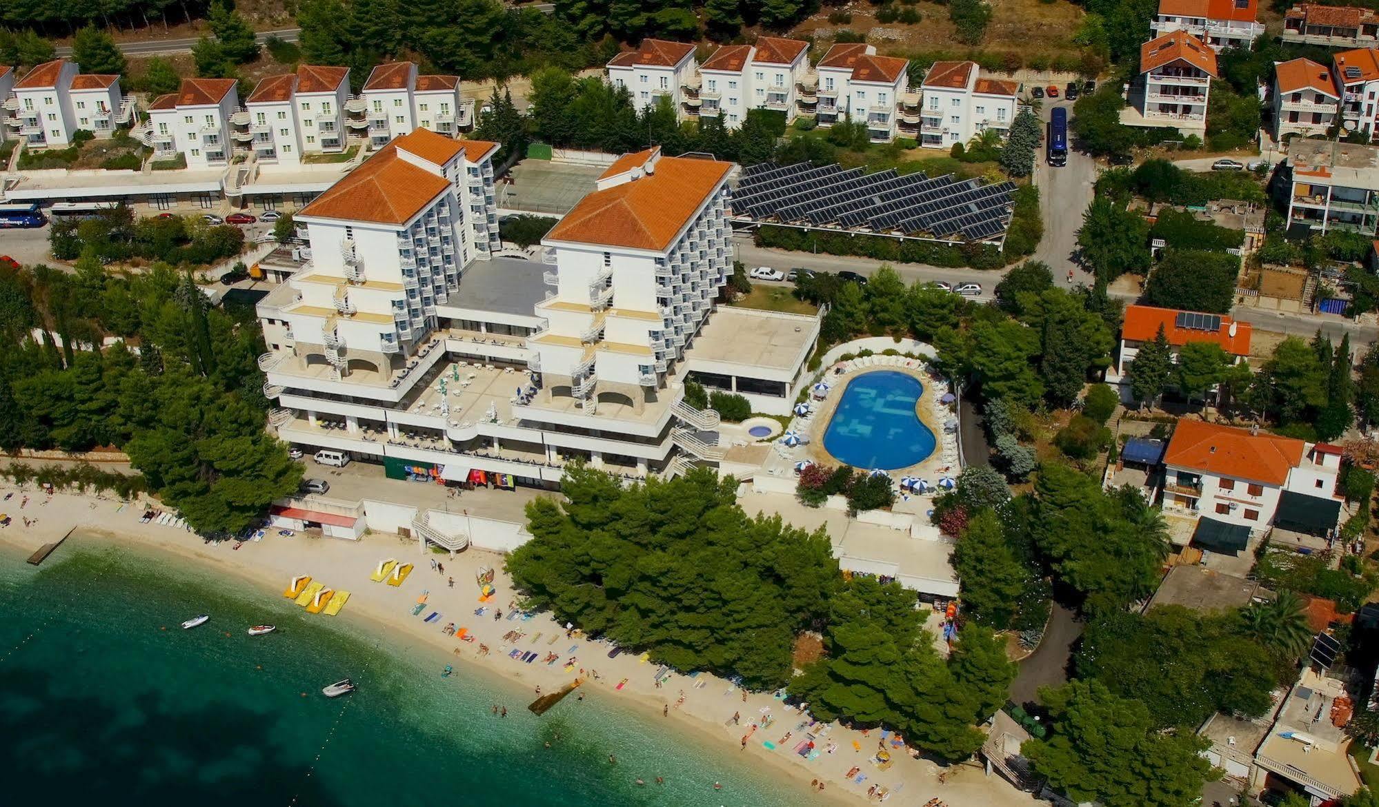 Hotel Labineca غراداك المظهر الخارجي الصورة
